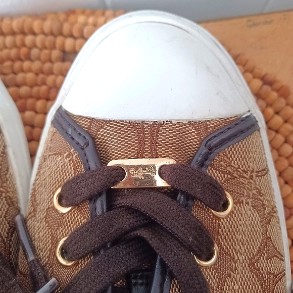 Coach Sneakers - Picture 4 of 10